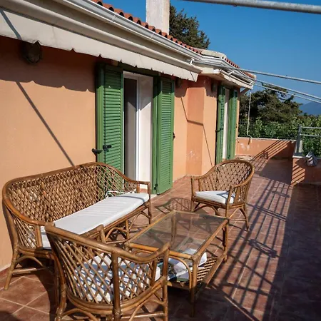 Ouzaki House Antipata (Sami)